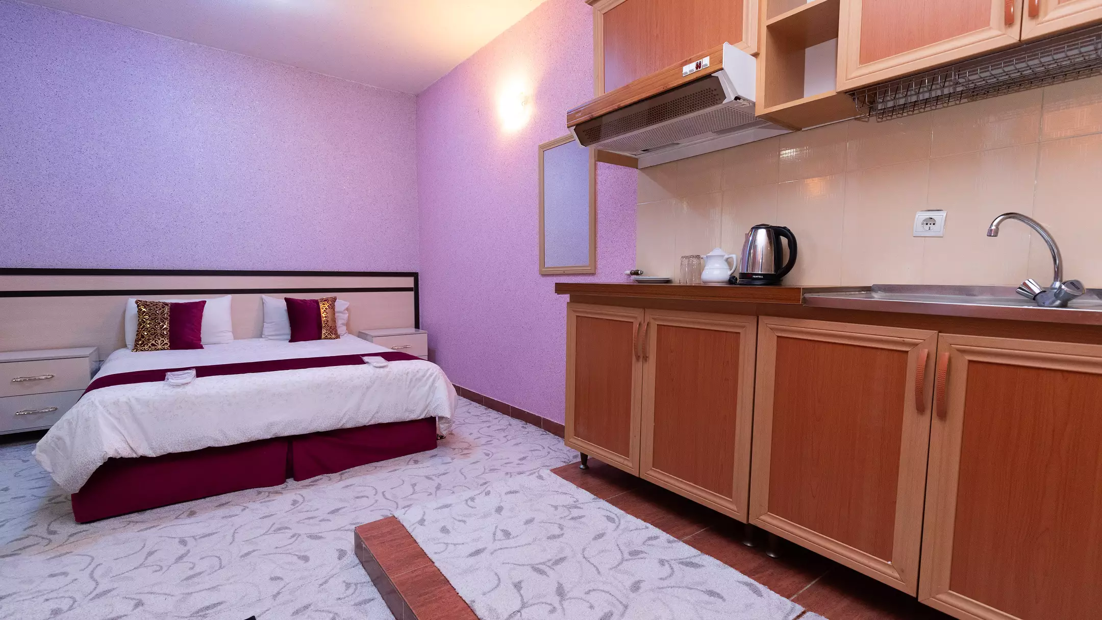 Alibaba https://cdn.alibaba.ir/ostorage/hotel-accommodation-images/674a8acb10d0d5745be3d141_هتل تماشا - اتاق دوتخته دبل (1).webp